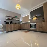 Apartment New 2 Mins From Seafront