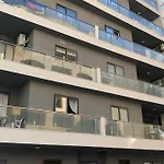 New 2 Mins From Seafront *