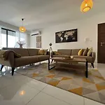New 2 Mins From Seafront Σεντ Πόλς Μπέι