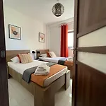 New 2 Mins From Seafront *