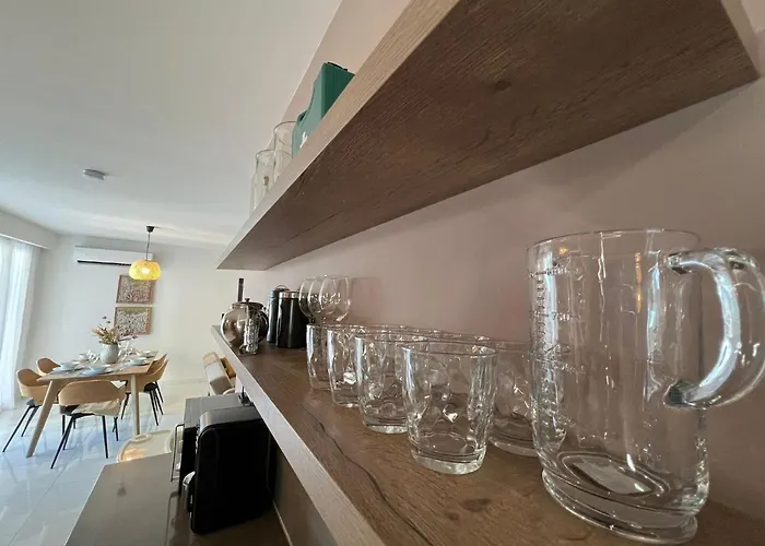 New 2 Mins From Seafront Apartamento St. Paul's Bay