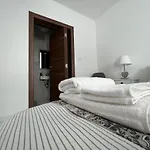 New 2 Mins From Seafront Apartment